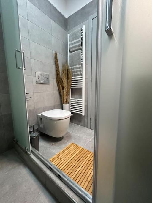 Appartement To Spitaki Sas, In Santorini! *